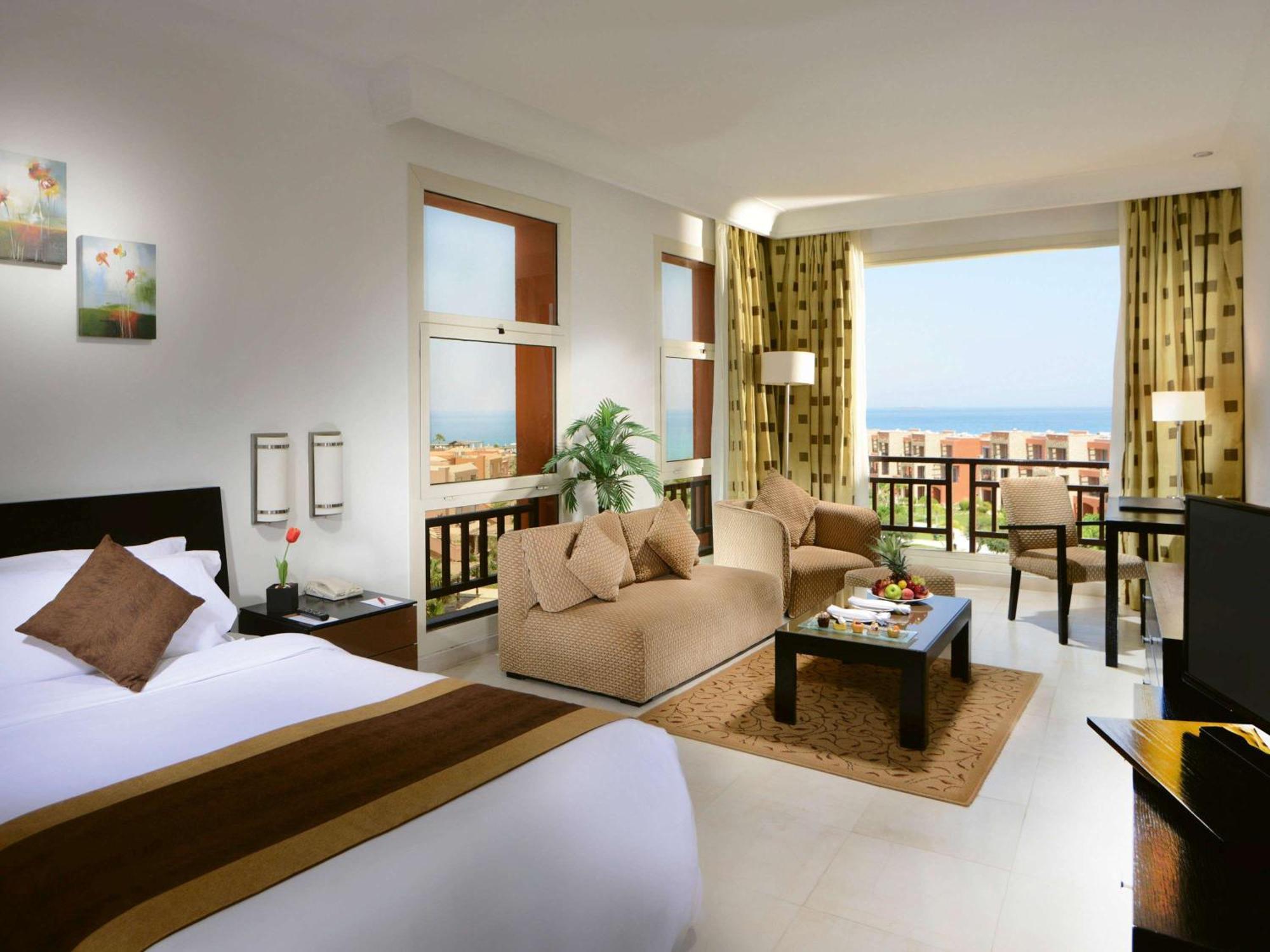 Moevenpick Resort El Sokhna Ain Soukhna Exteriér fotografie A suite at the Hilton Sharm El Sheikh